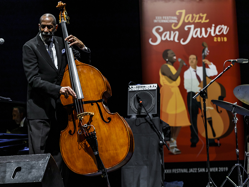 Ron Carter, ganador del Premio Festival 2019