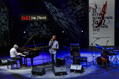 Giovanni Mirabassi & Cyril Mokaiesh