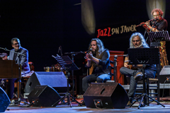 Mauri Sanchis Band (Featuring: Damon Robinson & Oneida James)