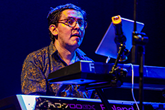 Patax “Play The Beatles”