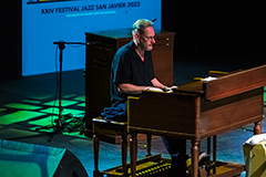 Peter Bernstein & Mark Whitfield Organ Quartet