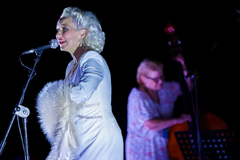 Gunhild Carling & The Carling Family Jazz Band